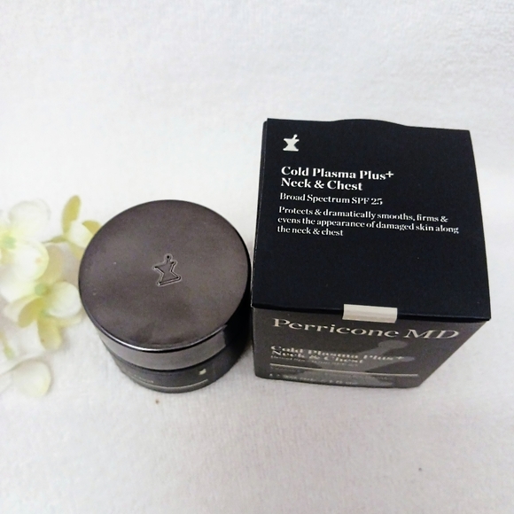 PERRICONE MD Cold Plasma+ Neck and Chest Broad Spectrum SPF 25. NEW 1oz. - Picture 4 of 13